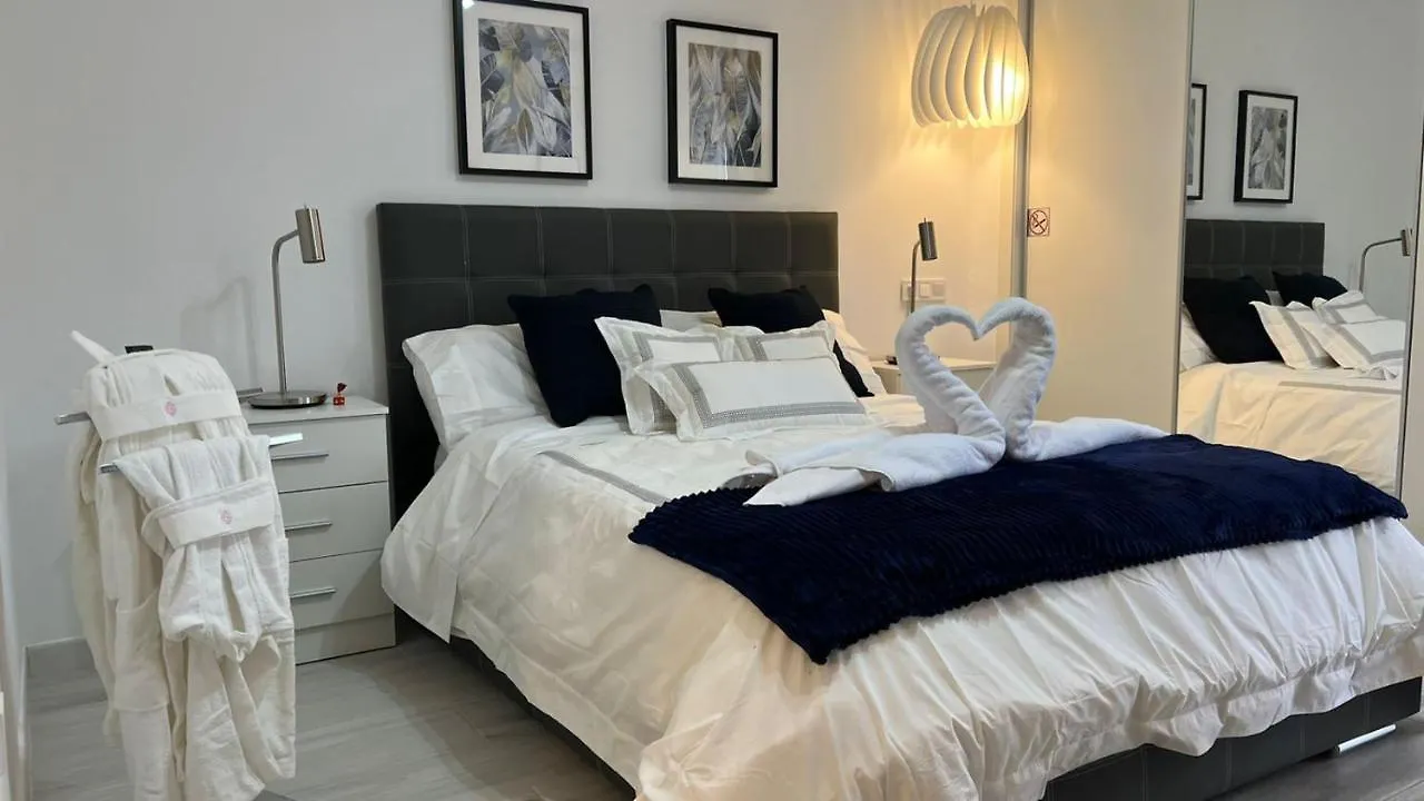 Aguila Estudio Beach Apartment Benalmadena 0*,  Spain
